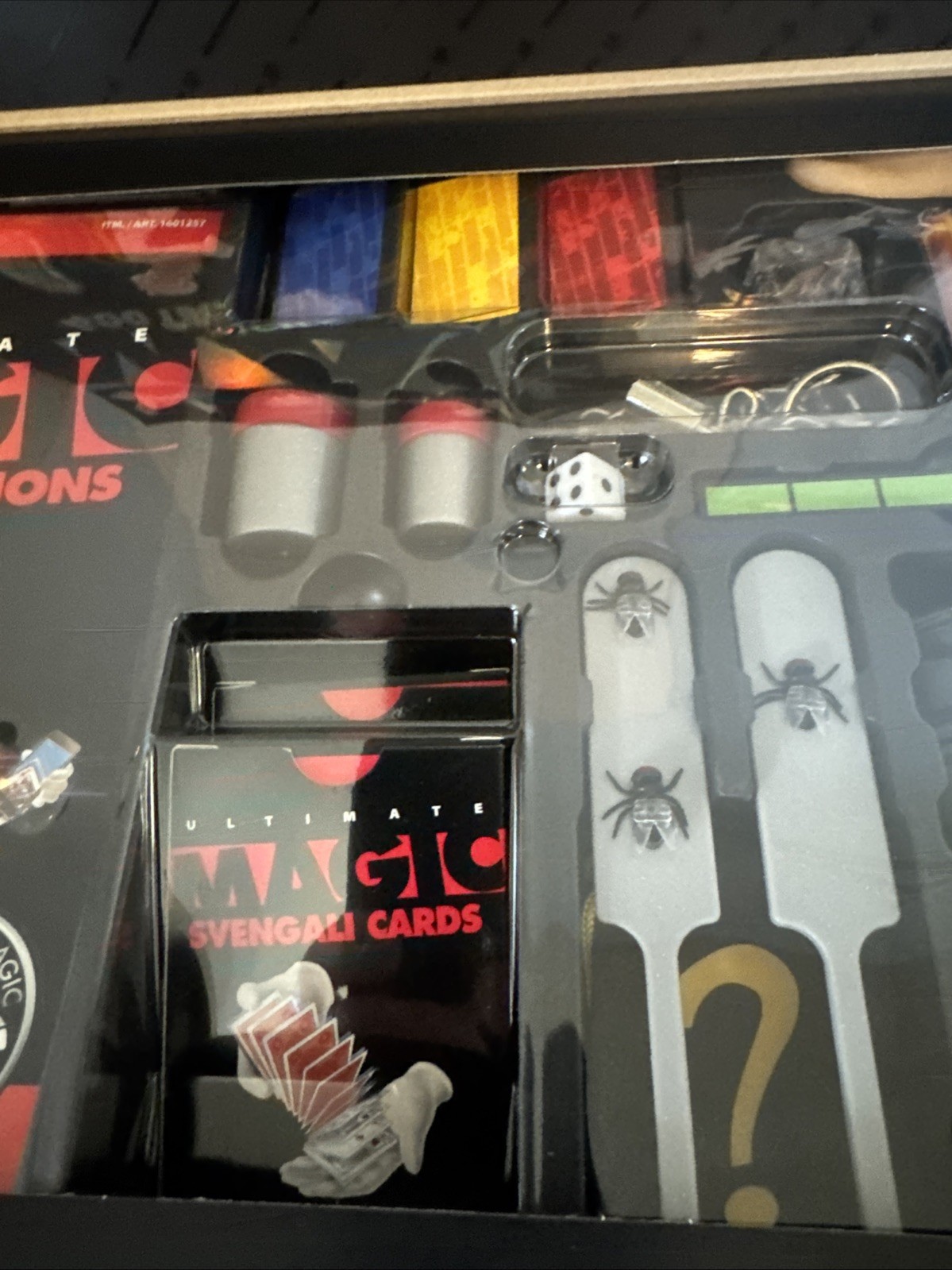 Marvin's Magic - Kids Magic Set - 400 Ultimate Magic Tricks Opened Box