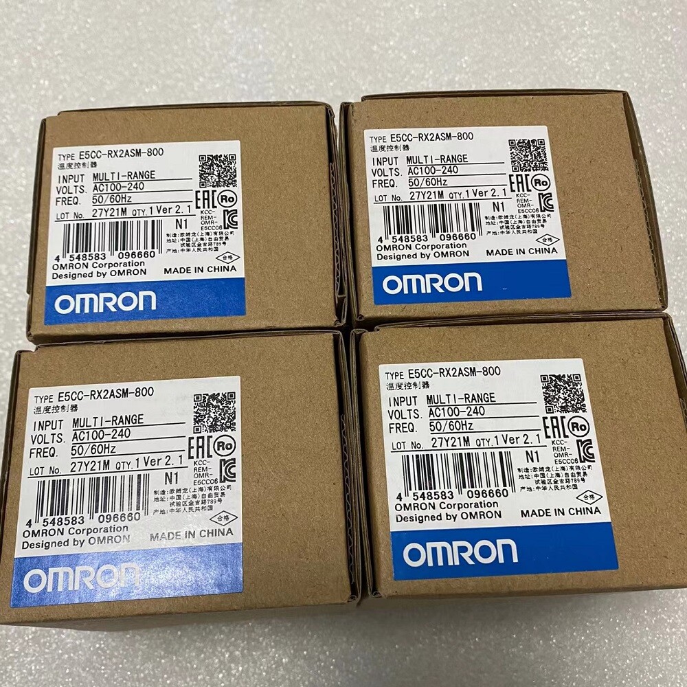New Omron E5CC-RX2ASM-800 E5CCRX2ASM800 Temperature Controller In Box