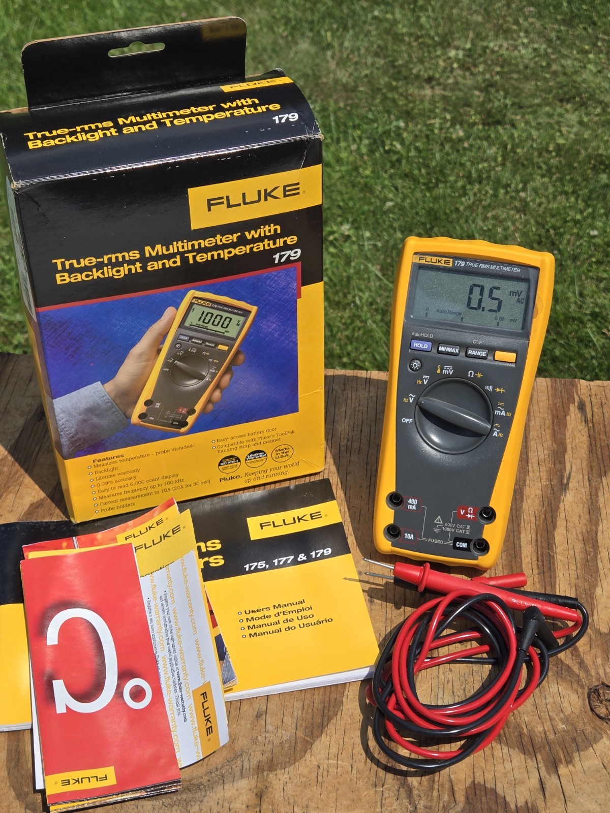 Fluke 179 True RMS Multimeter w/ Leads Excellent condition Orig Box Made in USA
