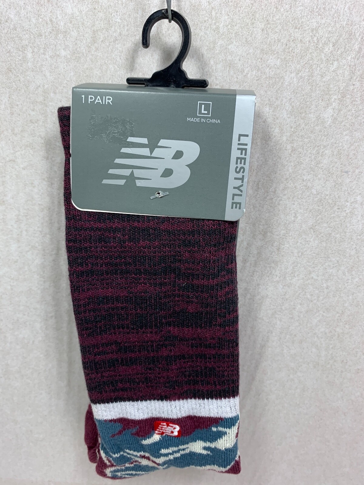 ONE PAIR NEW MENS NEW BALANCE LIFESTYLE CREW SOCKS SIZE LARGE MSRP $13.00