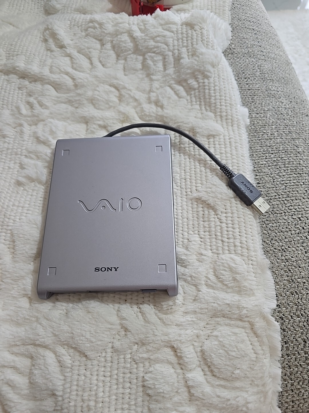 Sony VAIO PCGA-UFD5 Portable External USB 1.44 MB 3.5” Floppy Disk Drive
