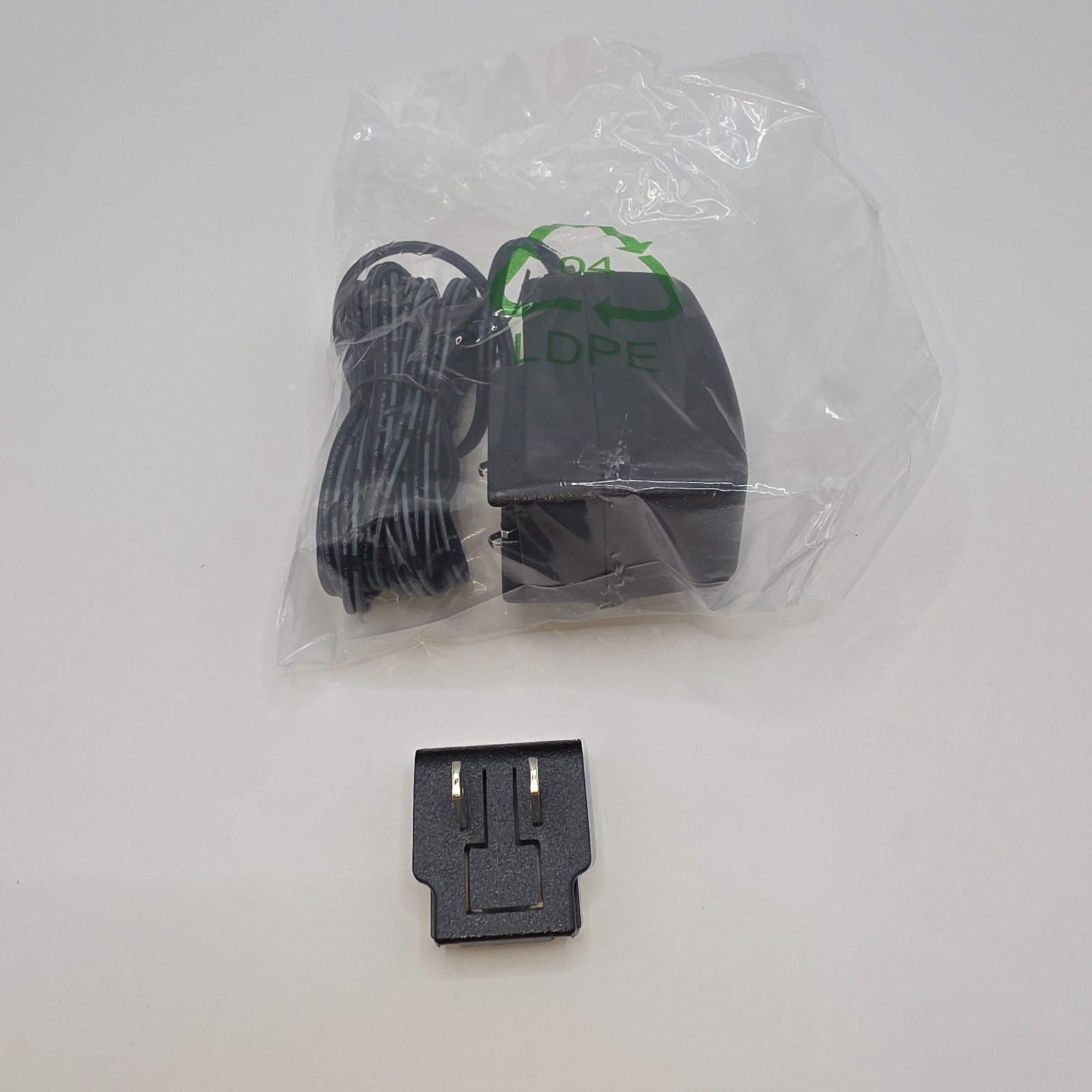 BBPOS WisePOS E Card Reader - Model: WSC 51 - with Battery and Docking Station