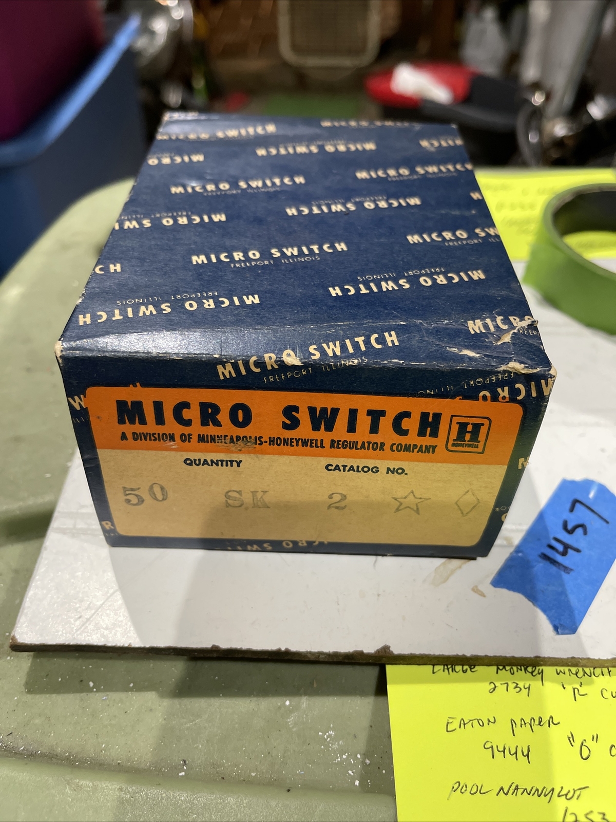 42 VINTAGE HONEYWELL MICRO SWITCH SK2 7A