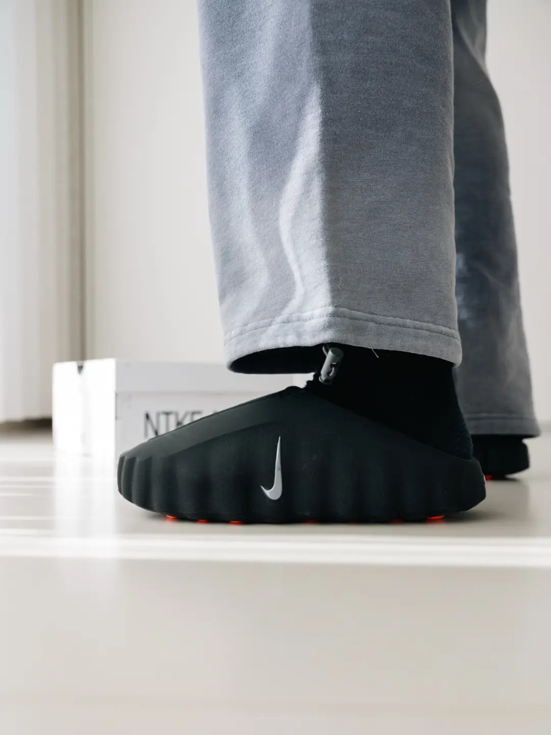 🚀 Mind 001 Mule | Black | Men’s Sneakers Size 7- 13