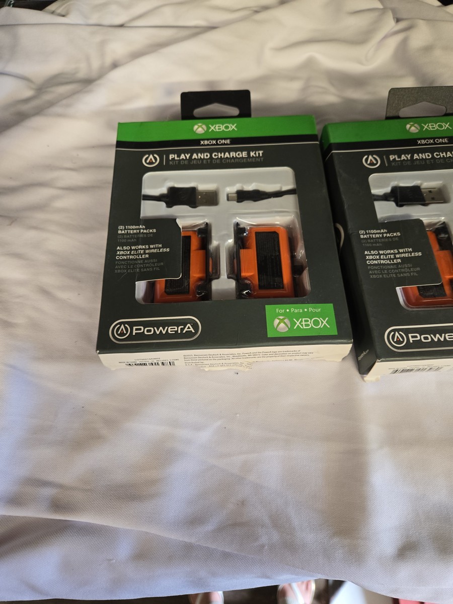 PowerA Play and Charge Kit for Xbox One