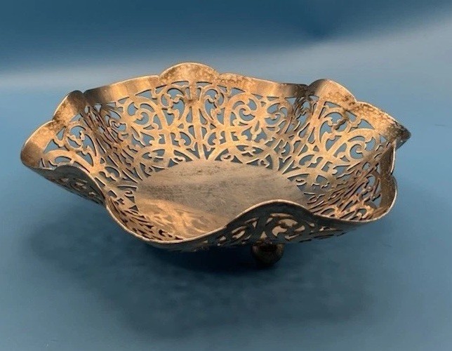 Vintage Pierced Filigree Silver Plate Bowl, Scalloped Floral Cutout Pretty