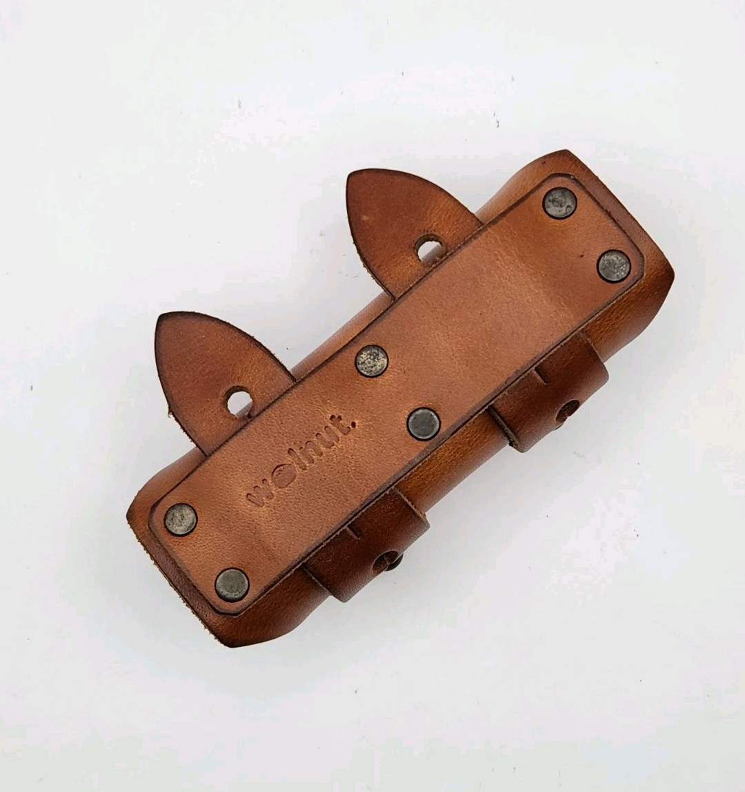 Walnut Modern Designs Leather 6-Pack Beer Carrier for Bicycle