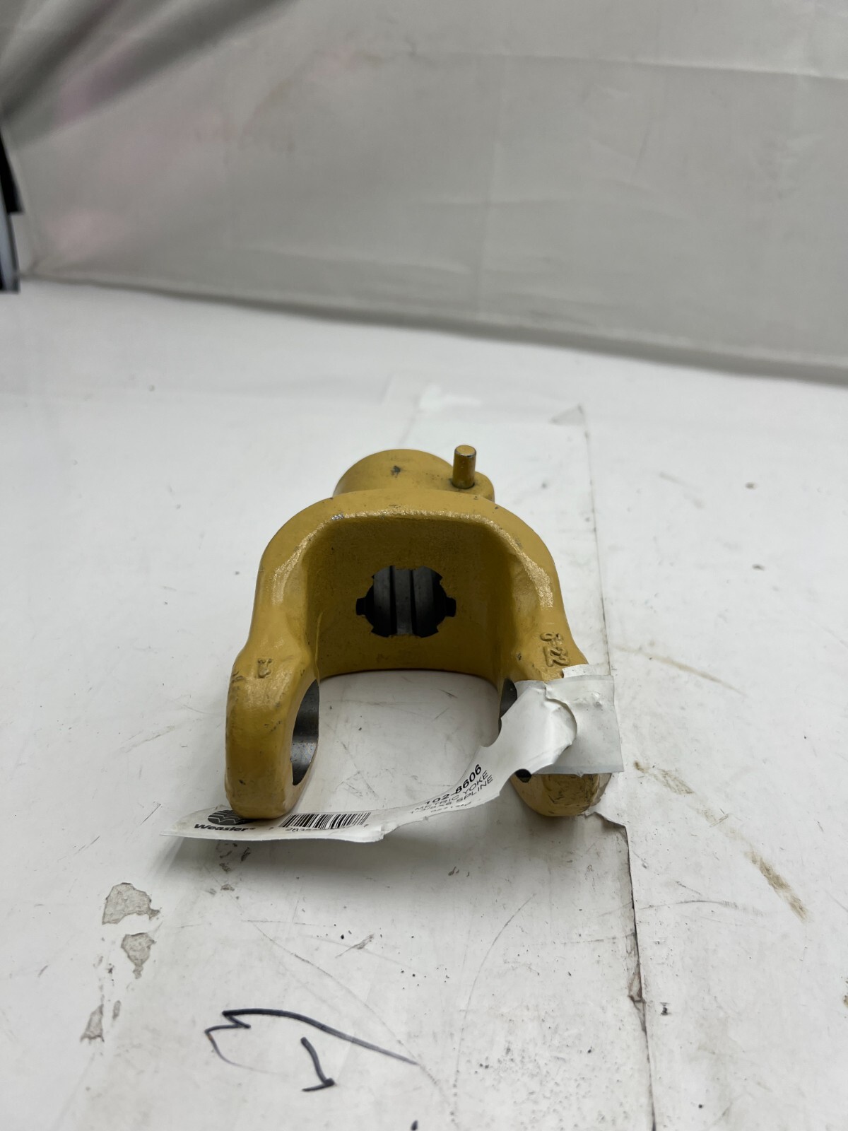 Weasler 1-3/8" 6 Spline Tractor Quick Disconnect Yoke 6 220/720 Series 102-8606