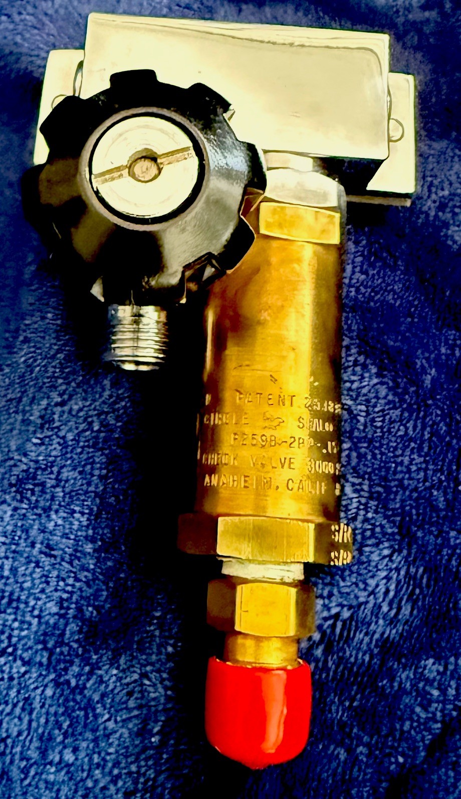 NEW Kirby Morgan Dive Manifold Block w/Standard SCUBA  Fitting