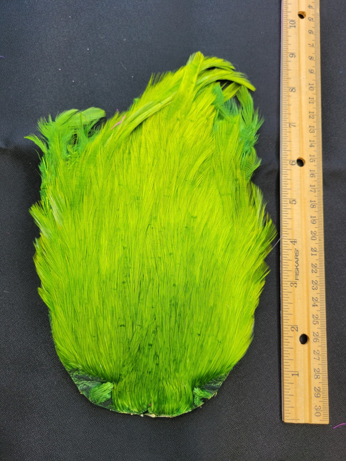 Lot 206,  Top Quality  YELLOW GREEN  India Rooster Streamer Neck Cape Feathers