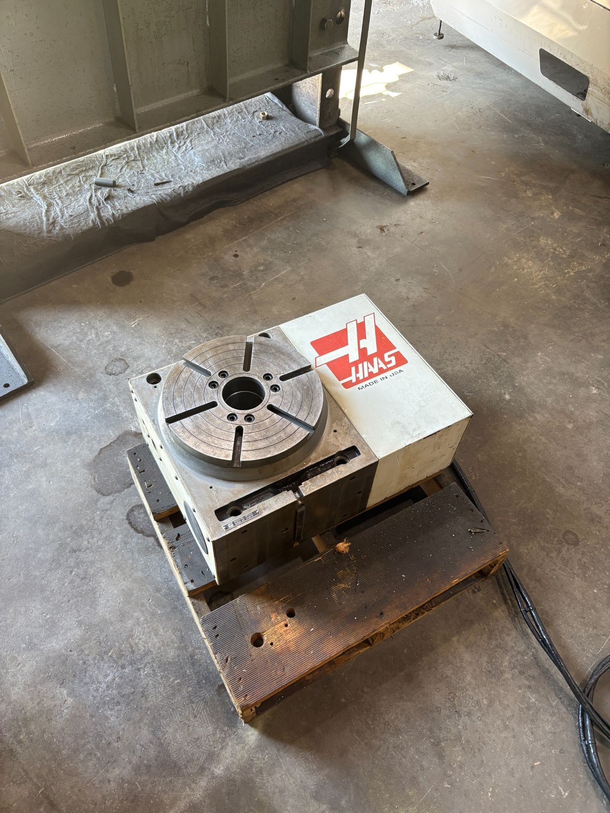 HAAS HRT310 CNC ROTARY TABLE 4TH AXIS INDEXER