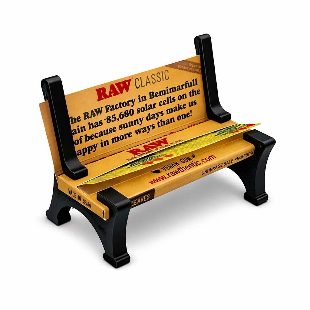 RAW Classic Slow Burning Papers + Black Rolling Paper Bench Display Bundle