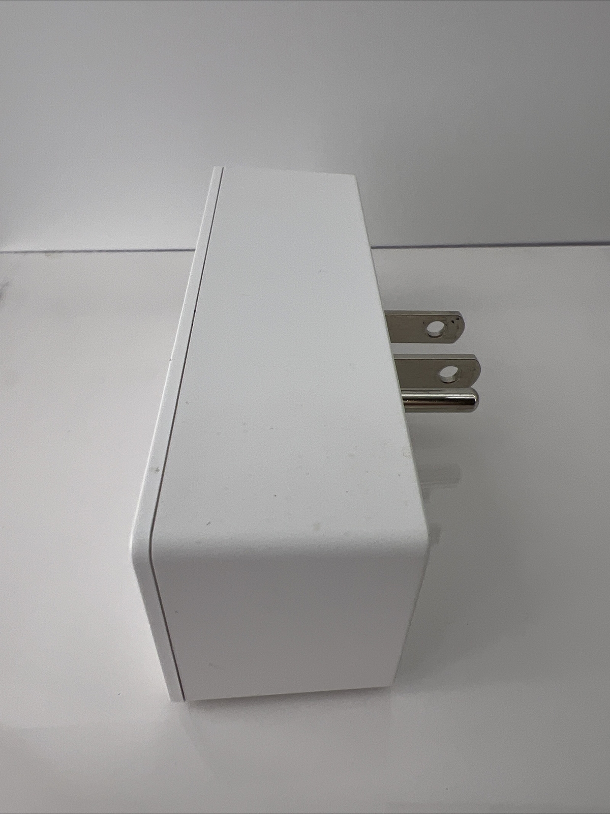 WeMo WiFi Enabled Mini Smart Plug - White (F7C063) FACTORY RESET