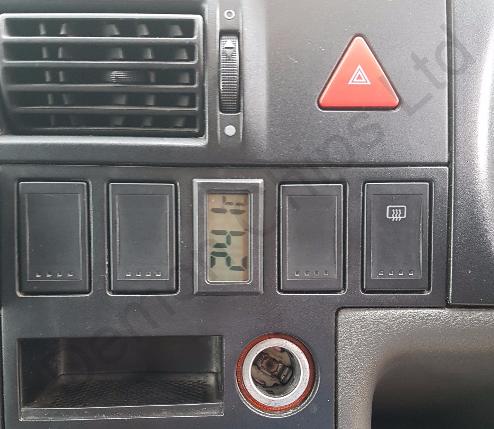 VW T4 Transporter dashboard dash blank button cover Exterior Outside Thermometer