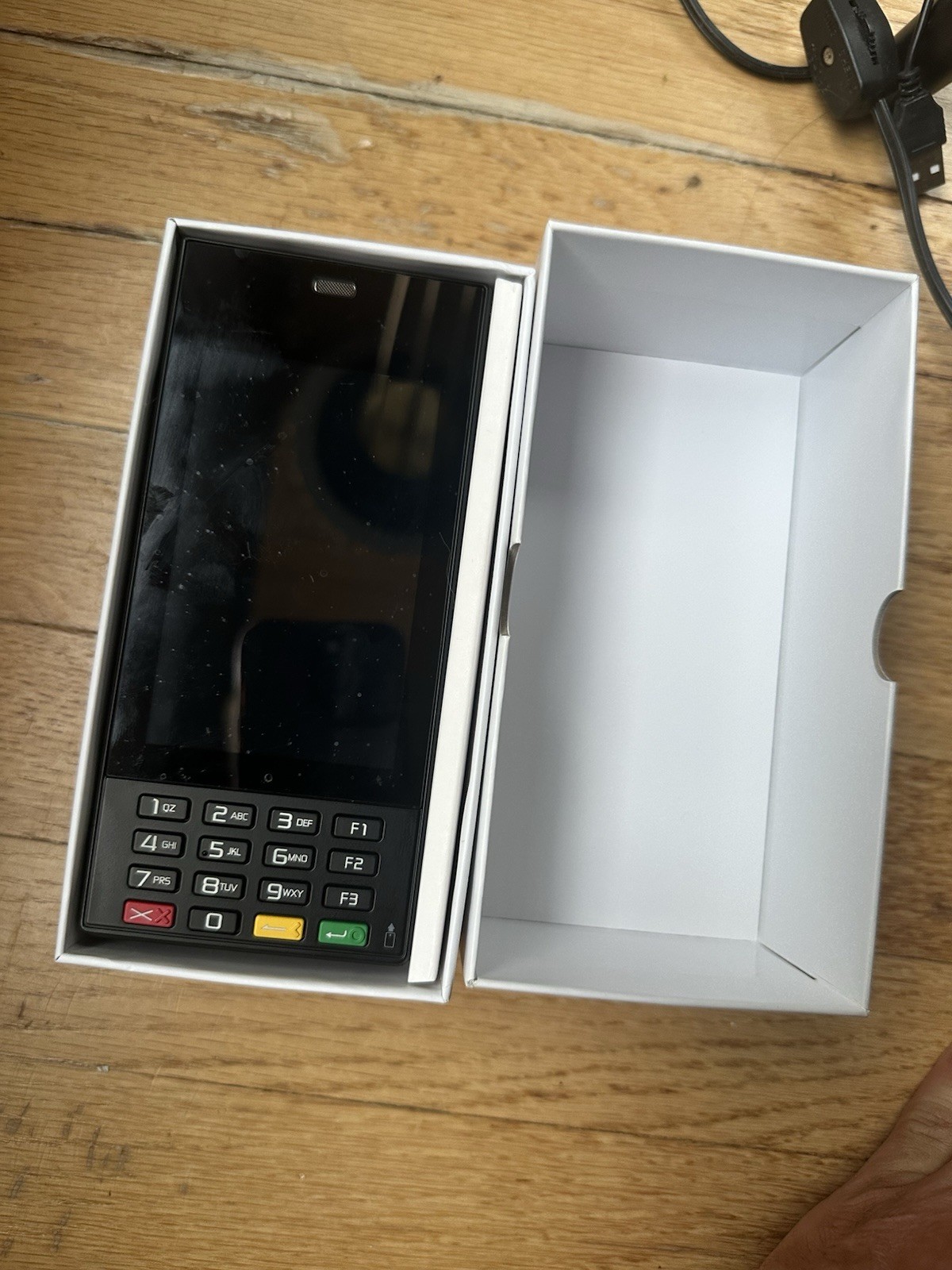 Genius WSX2 Powered by BBPOS Wireless Hand Held POS Credit Card Reader POS - NEW