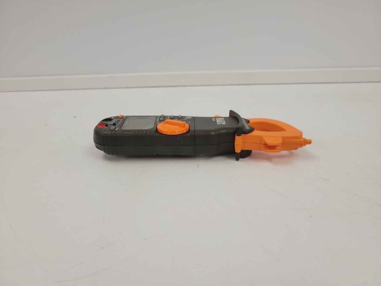 (85489-1) Klein Tools CL1100 Volt Meter