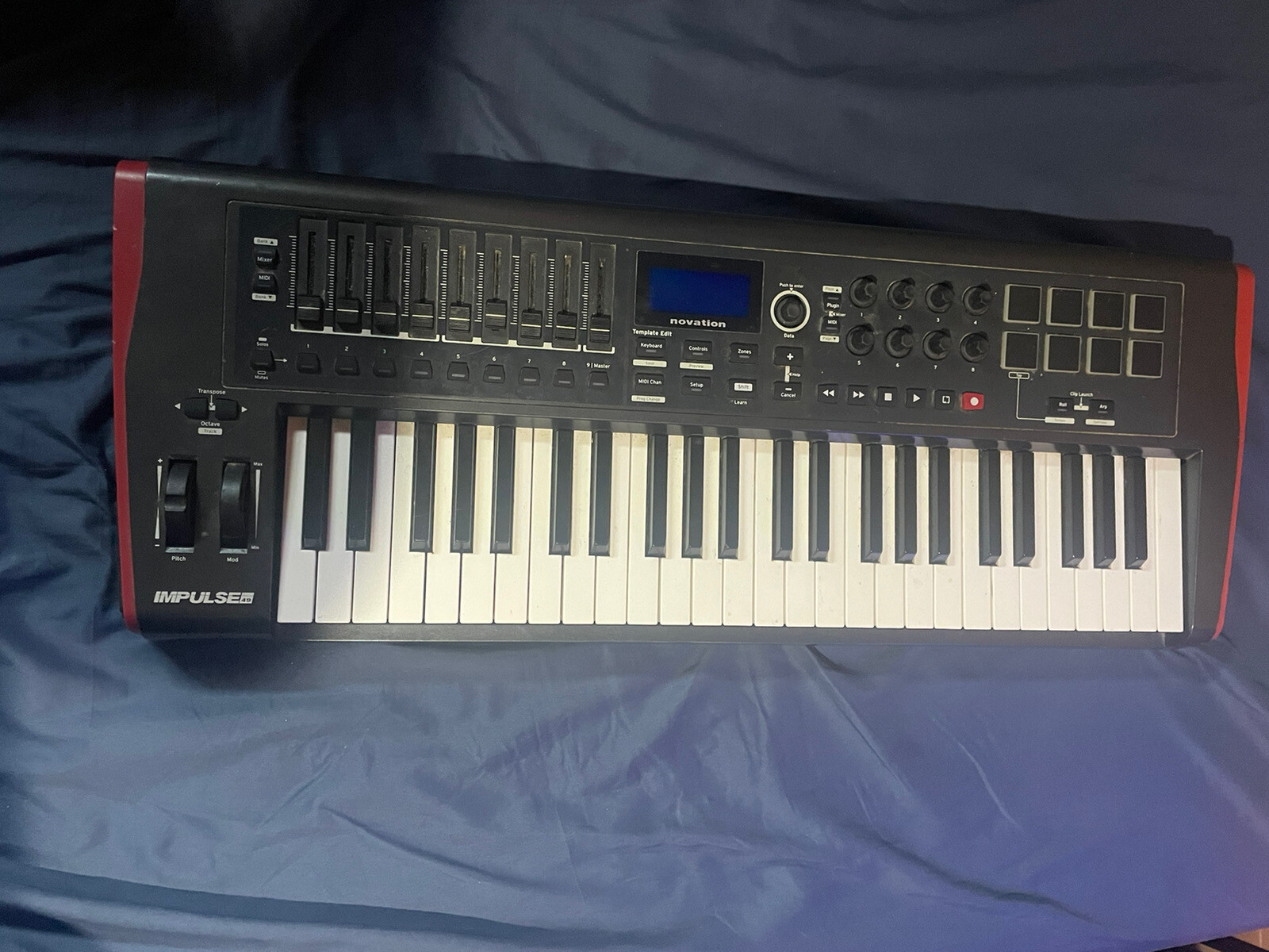 Novation Impulse 49 USB MIDI controller W/ MIDI Cords