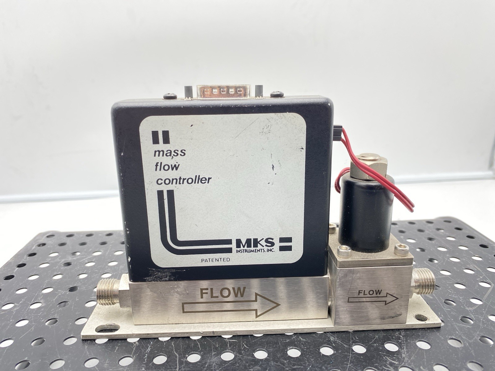 MKS mass flow controller 1259C-02000GV SPCAL RANGE 2000 SCCM GAS O2