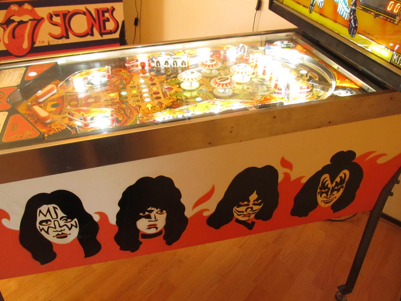 Bally 1978 "KISS" Original Classic Pinball Machine