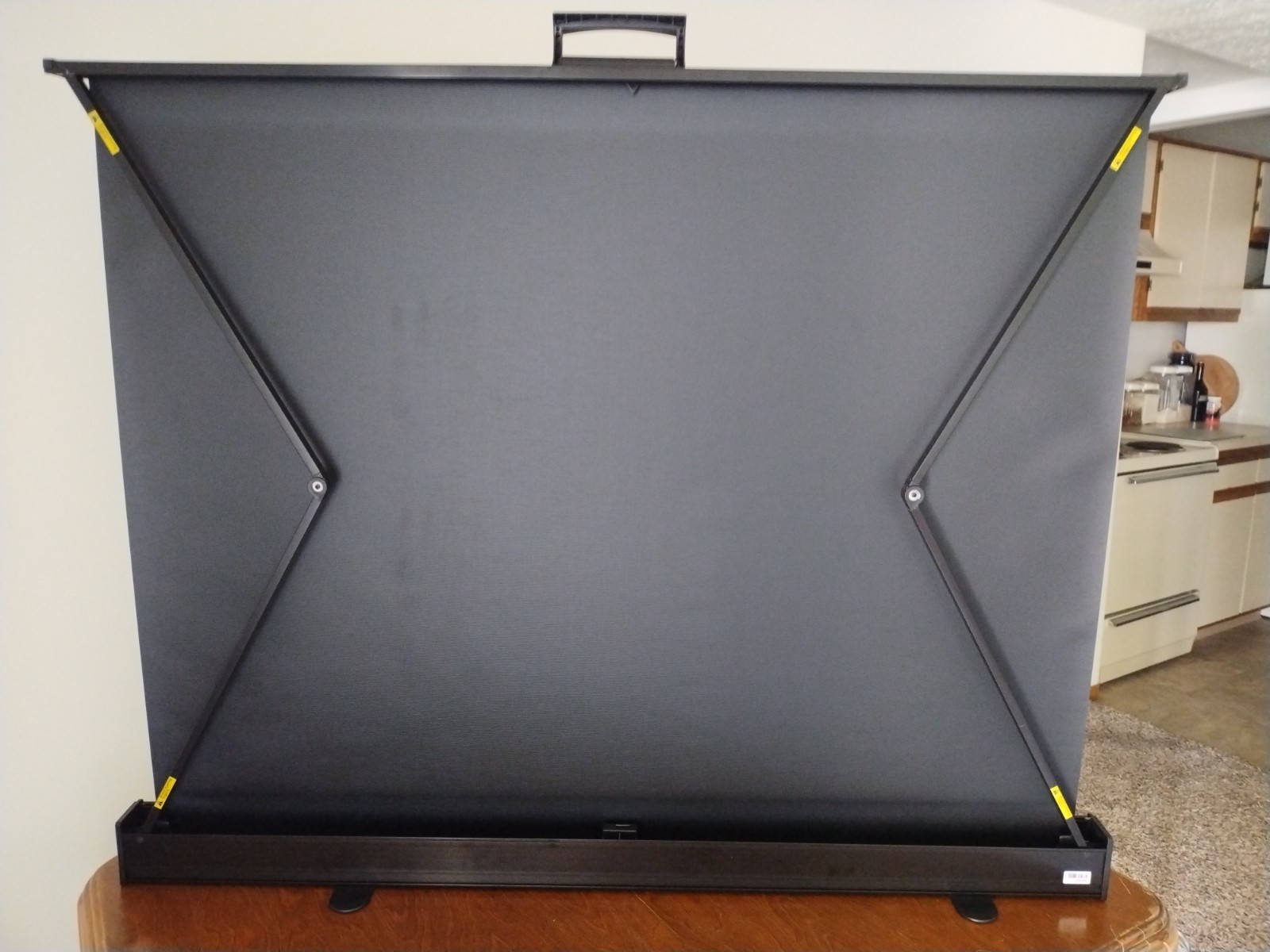 Grandview PT-B50WM4AB U-Work 50" Table-Top Projection Screen-4:3 Black Case