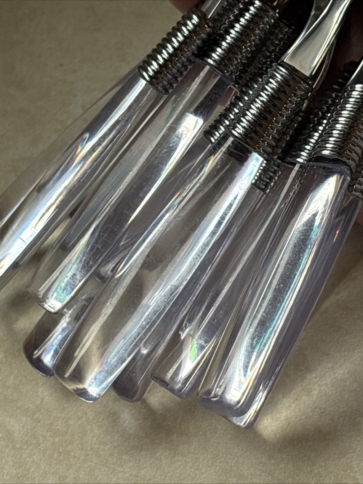 Hampton Silversmiths Stainless Flatware Clear Handle 13 Piece China 818