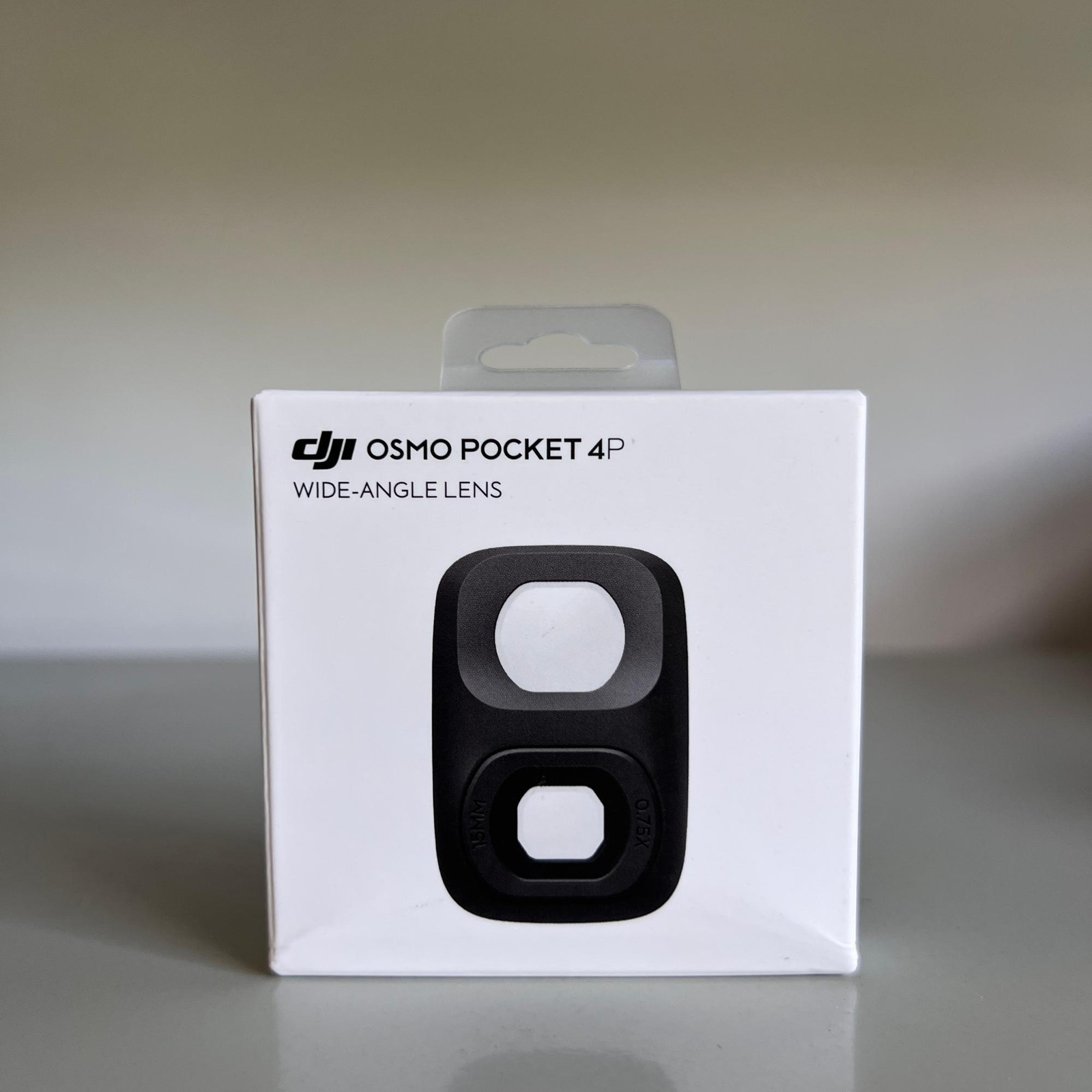 DJI Osmo Pocket 4 Pro (Pocket 4P) Wide‑Angle Lens (Black) – Expands FOV to 108°