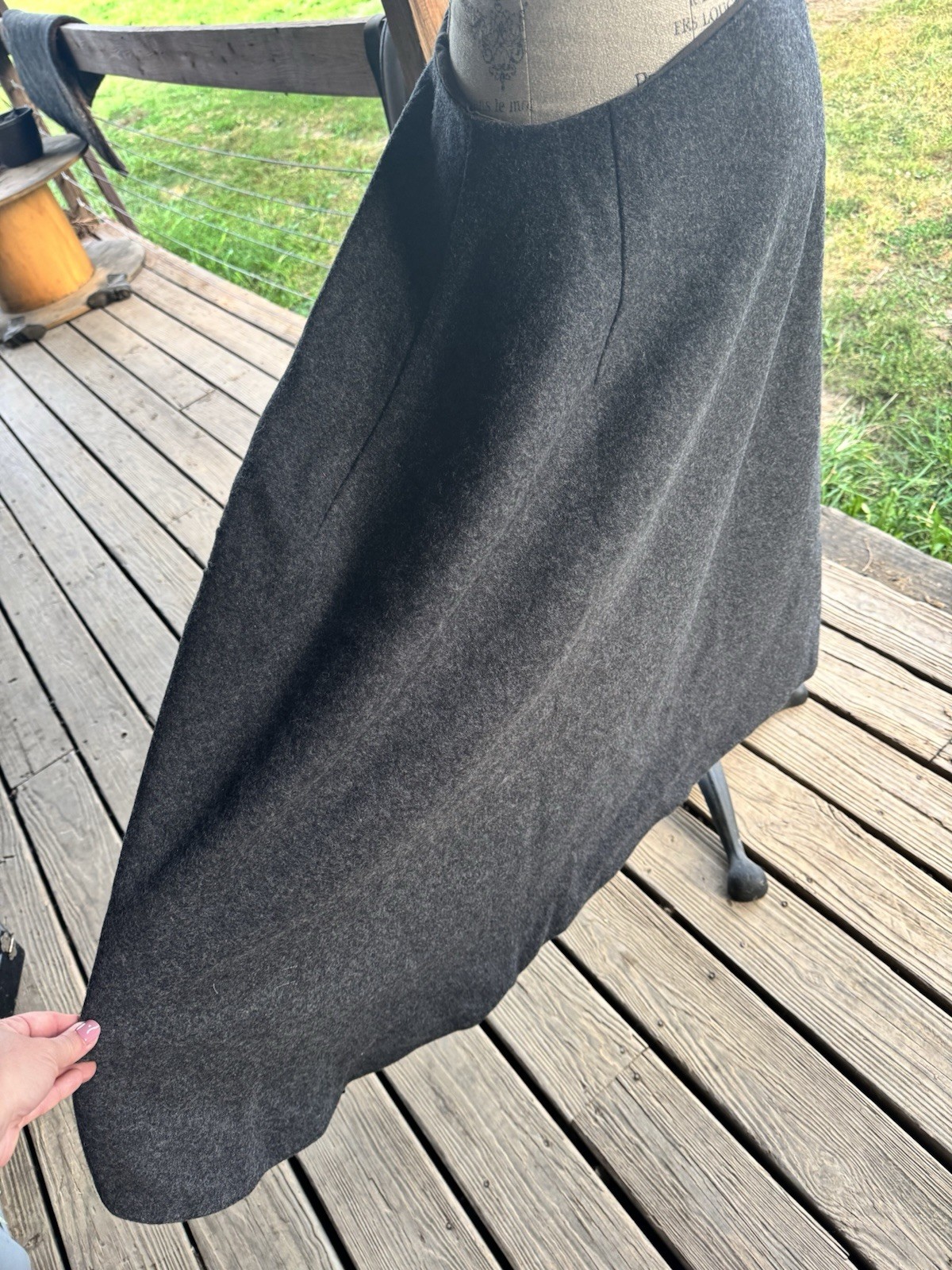 Side Saddle Apron