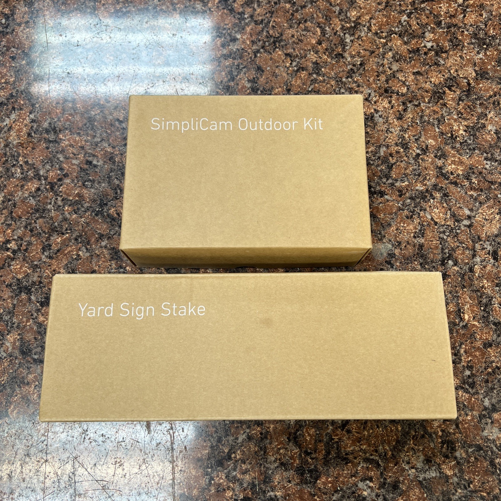 SimpliSafe SimpliCam Black Outdoor Camera Kit and yard sign stake b-2