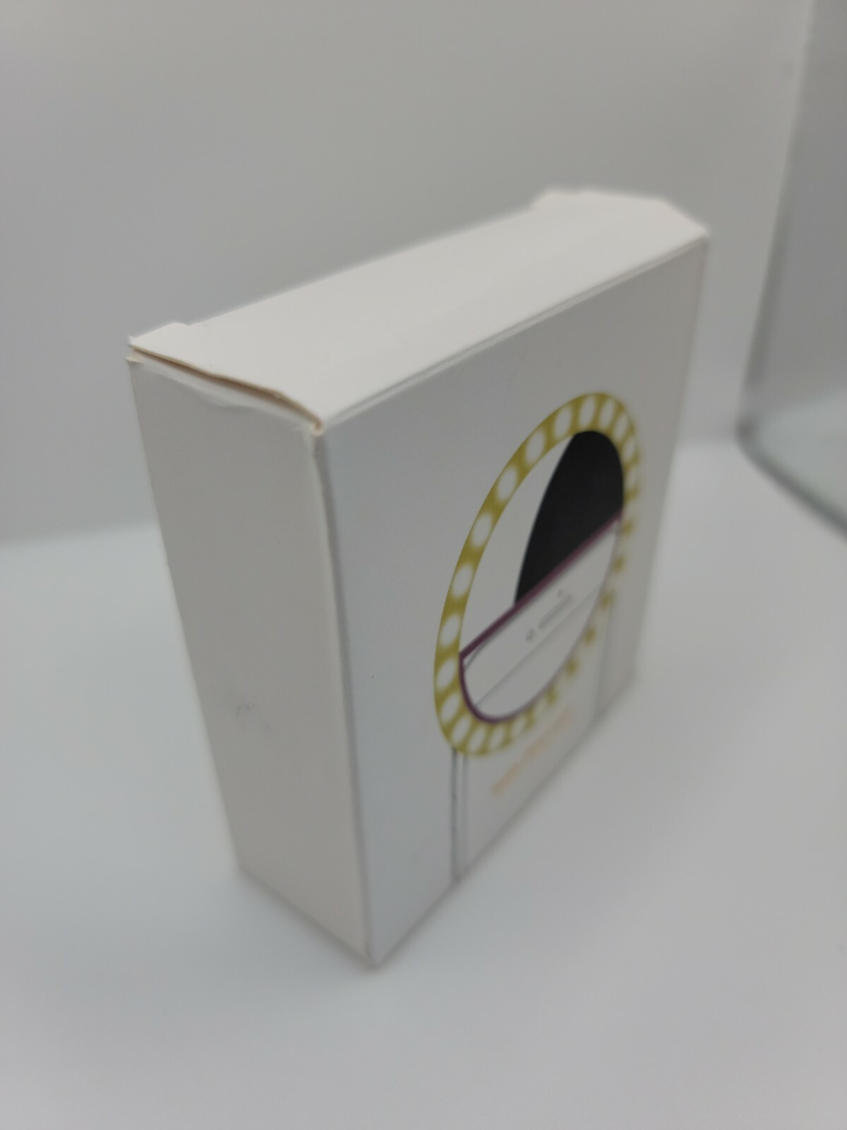ABLY Clip-on Selfie Ring Light. USB Rechargeable. New