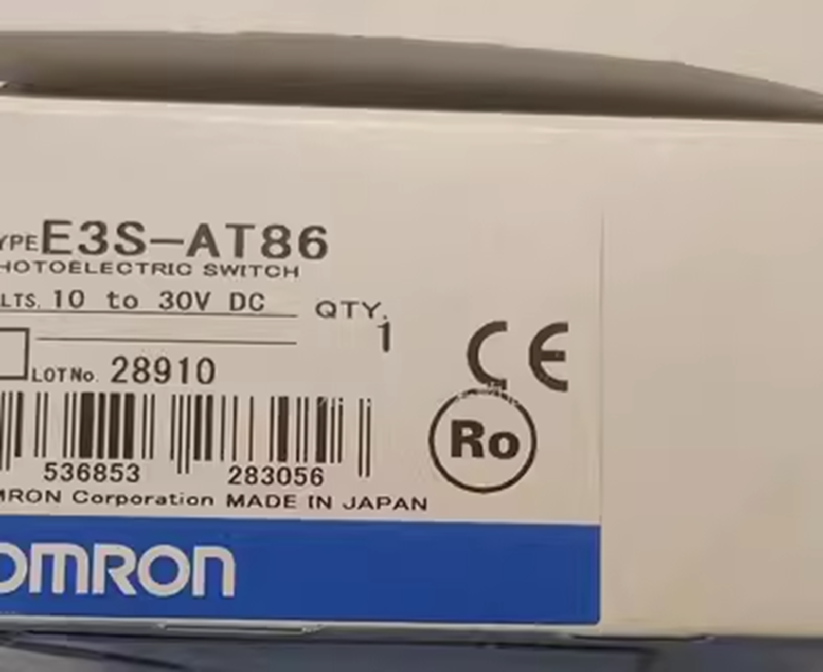NEW OMRON E3S-AT86 Photoelectric Switch
