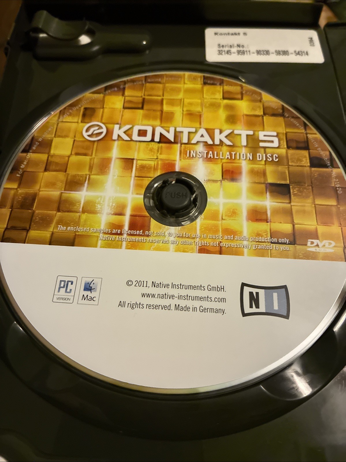 Native Instuments KONTAKT 5 Virtual Sampler/Sample Player 5 DVD Box Set