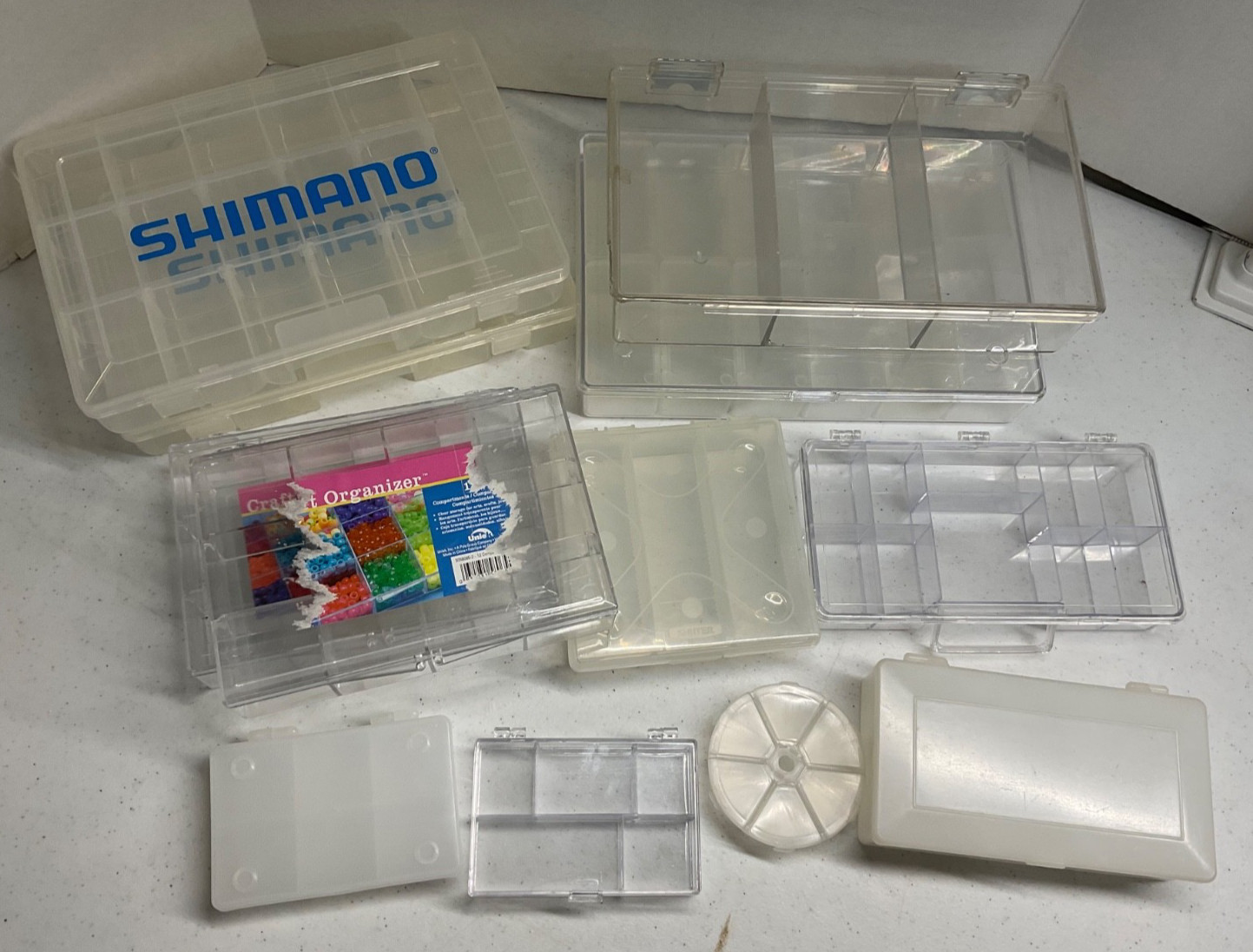 GREAT MIXED LOT OF 12 PLASTIC STORAGE CONTAINERS FOR CRAFTS!