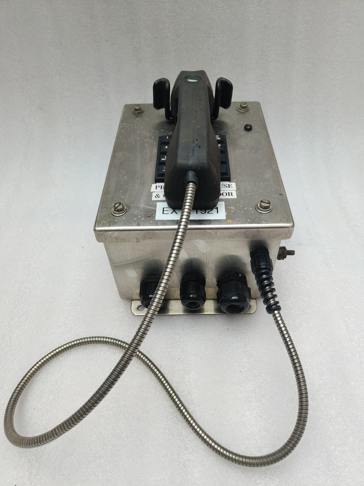 FEDRAL SIGNAL ECHO E2-HND-4X Class I , DIVISION 2 Digital Intercom Station