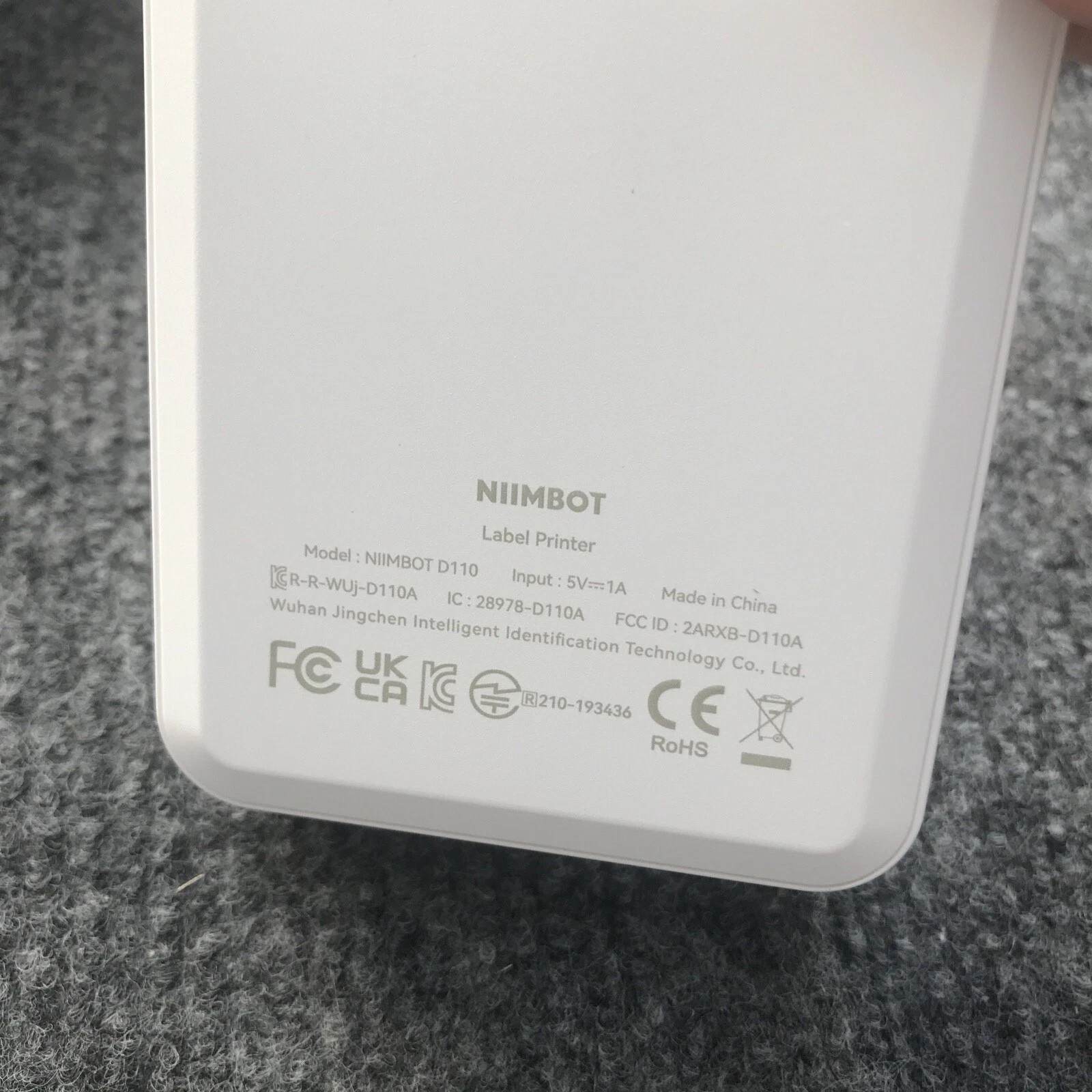NIIMBOT D110 Label Maker Machine with Tape Small Printer Bluetooth Connection