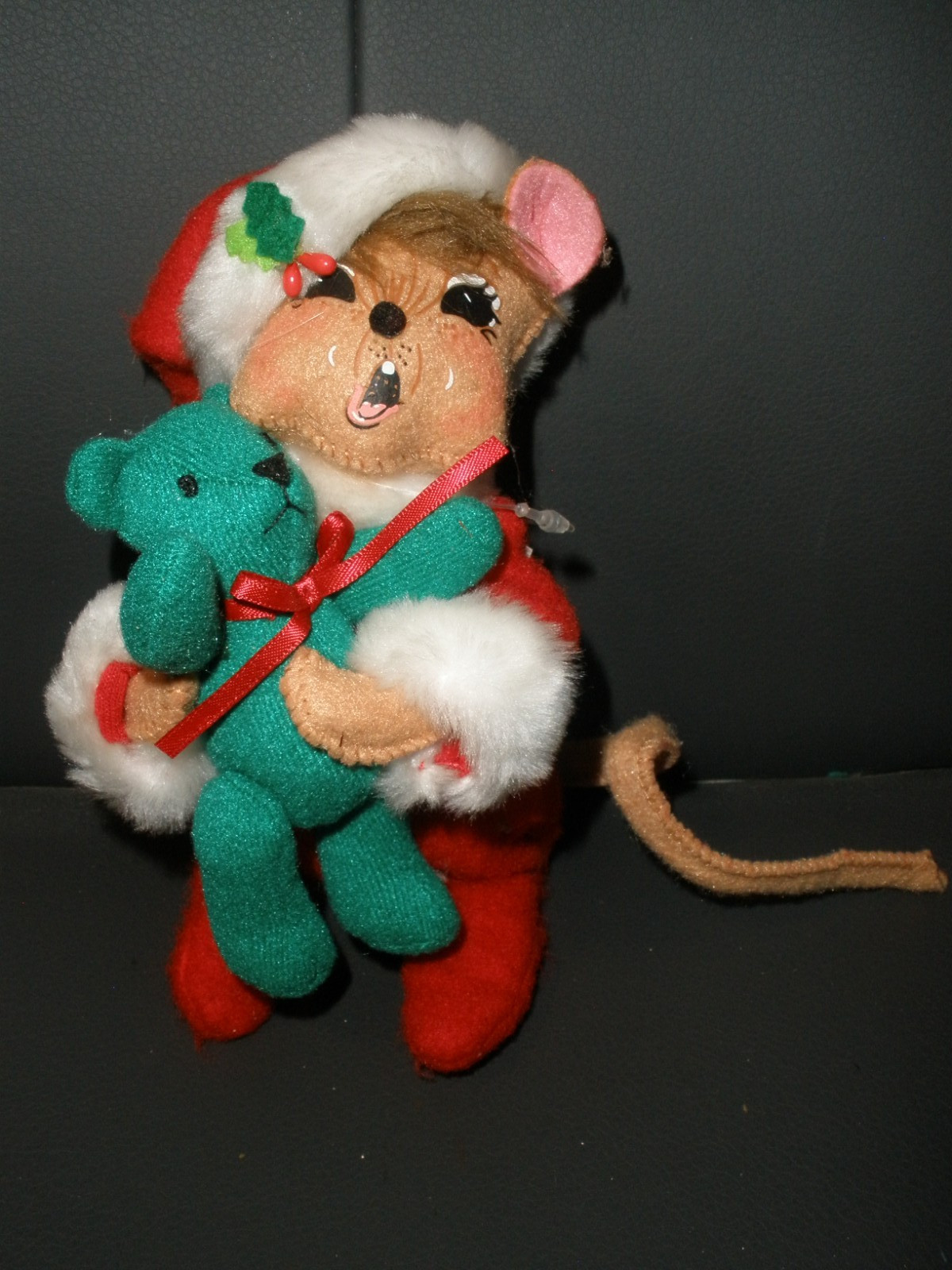 NEW  Annalee Christmas Morning Mouse 6” Tall 2010 (P88A)