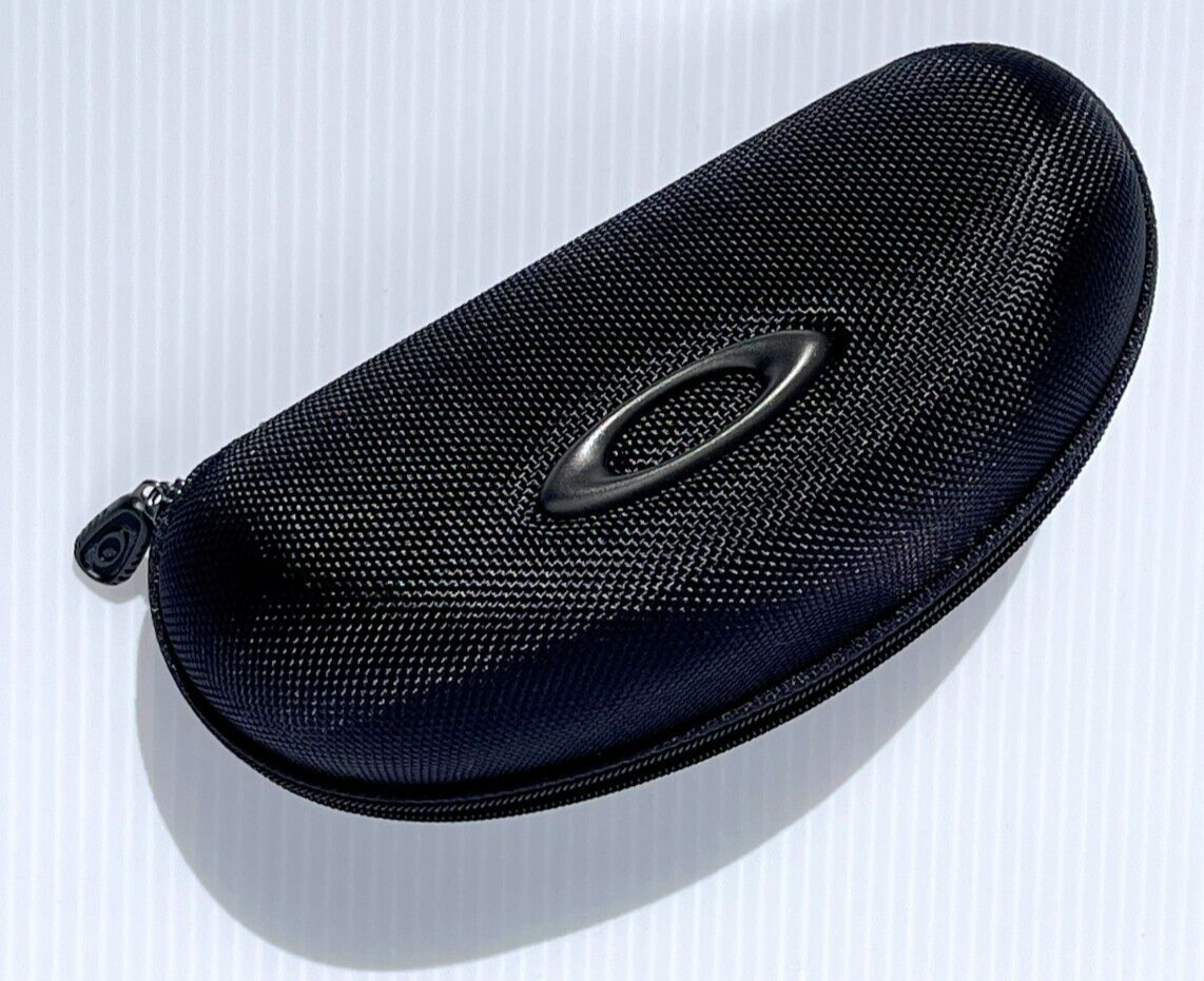 NEW* Black Oakley larger Zipper Case only