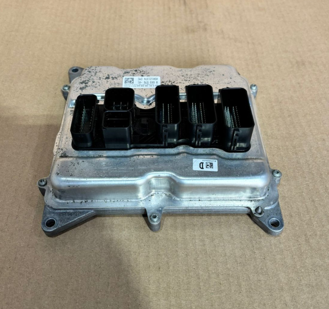 BMW X1 20i N20 E84 ENGINE CONTROL ECU SET 8603576