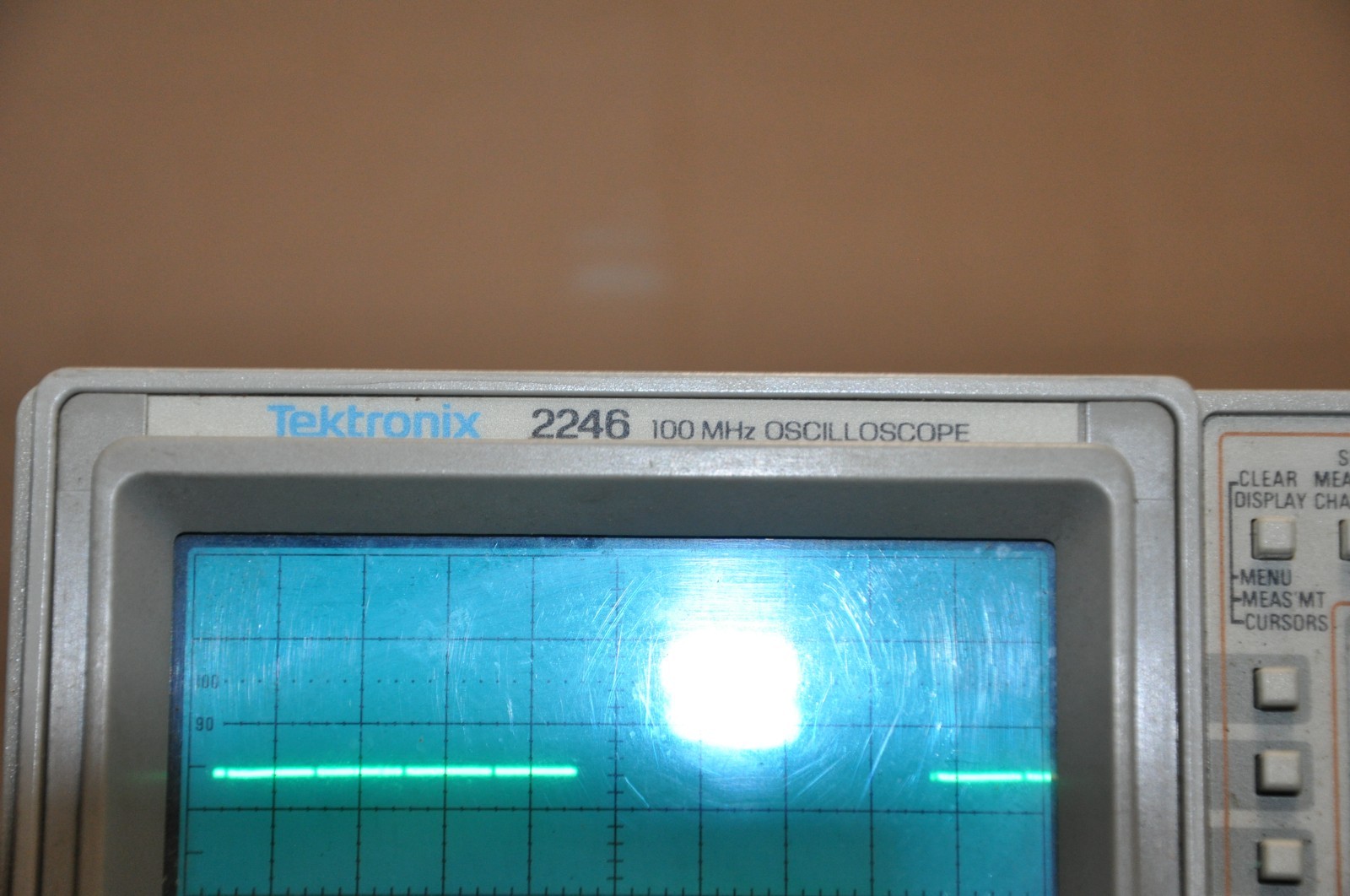 TEKTRONIX 2246 OSCILLOSCOPE +AV-5386 Probes