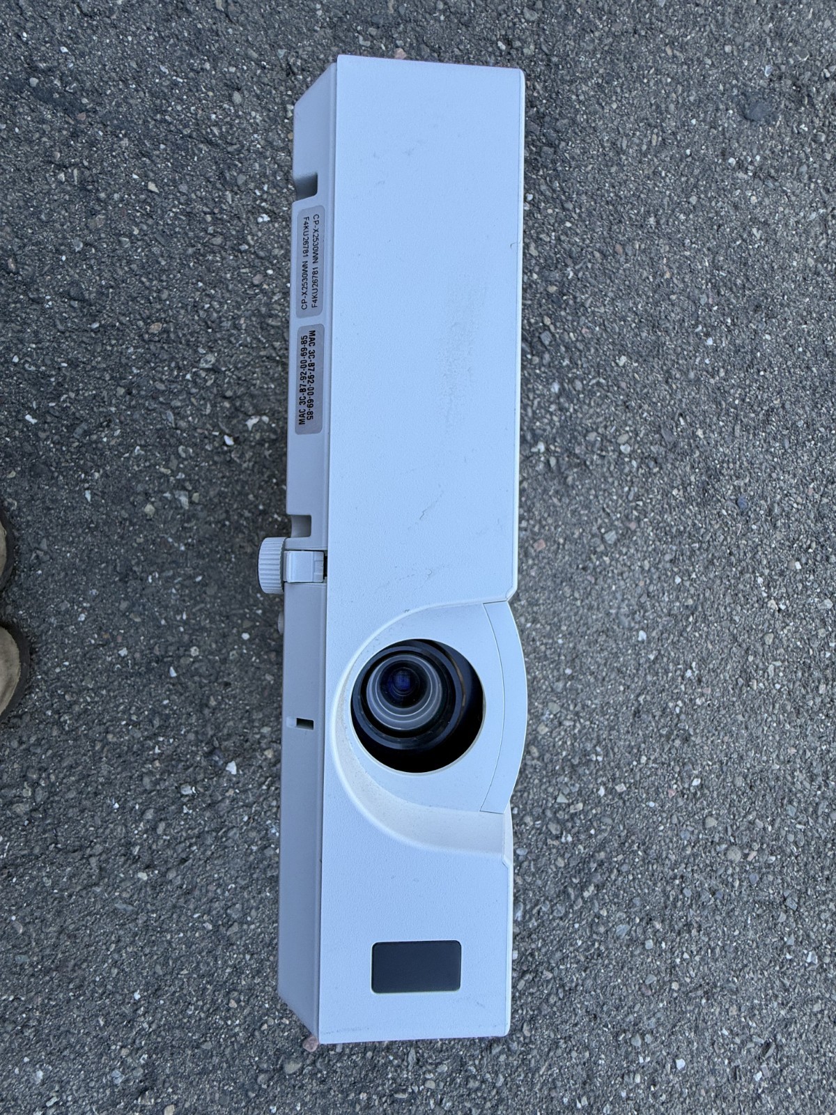 Hitachi LCD Projector Model CP-X2530WN
