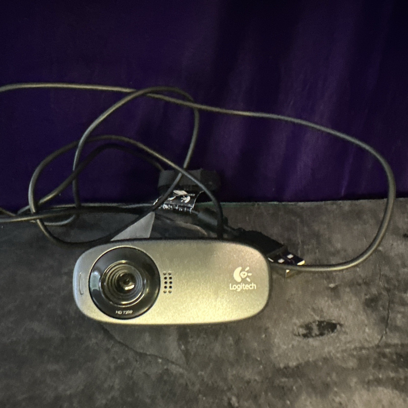 Logitech C310 HD 720p Webcam V-U0015 860-000443 USB Computer Video Camera fold