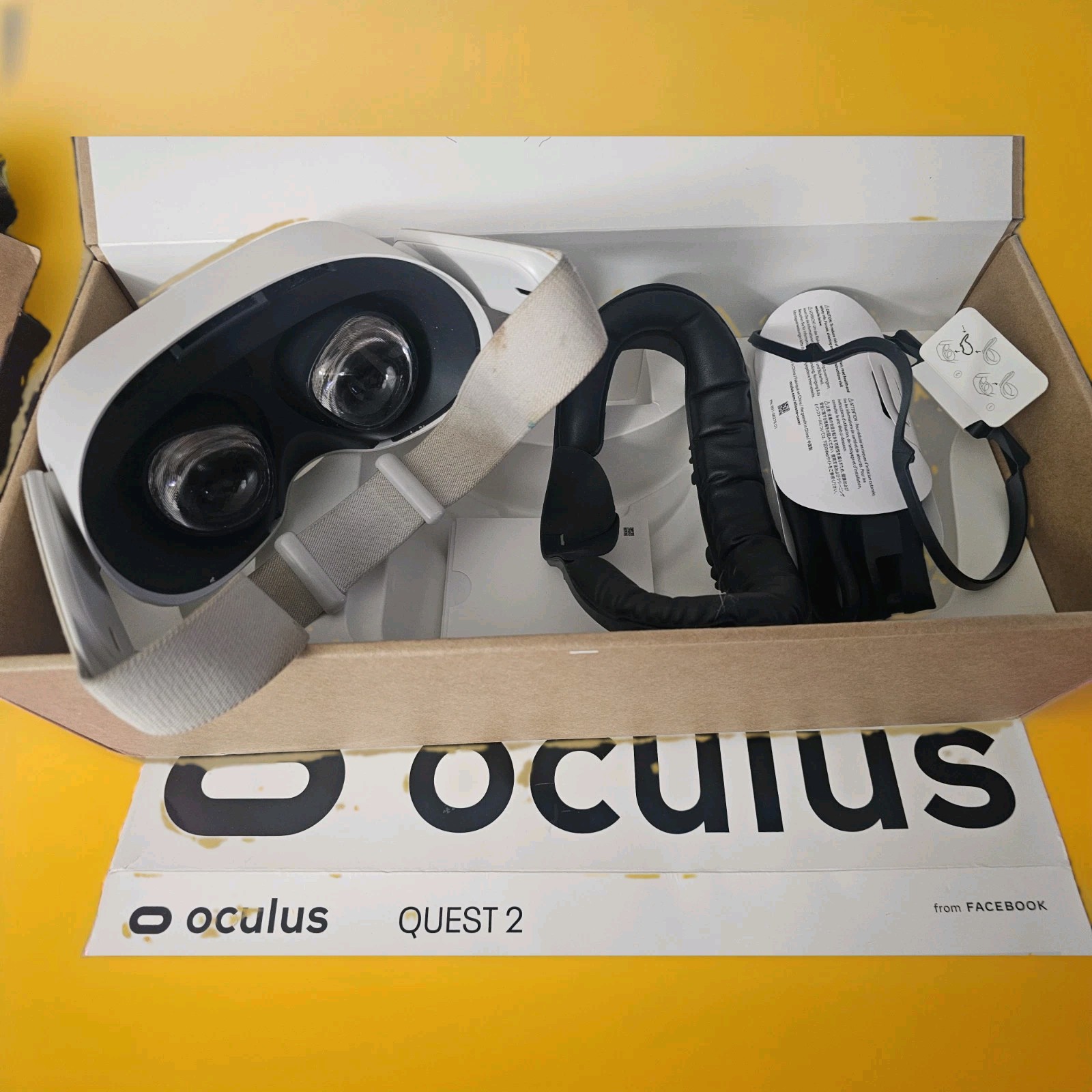 Oculus Meta Quest 2 Headset - 64GB VR Headset ONLY