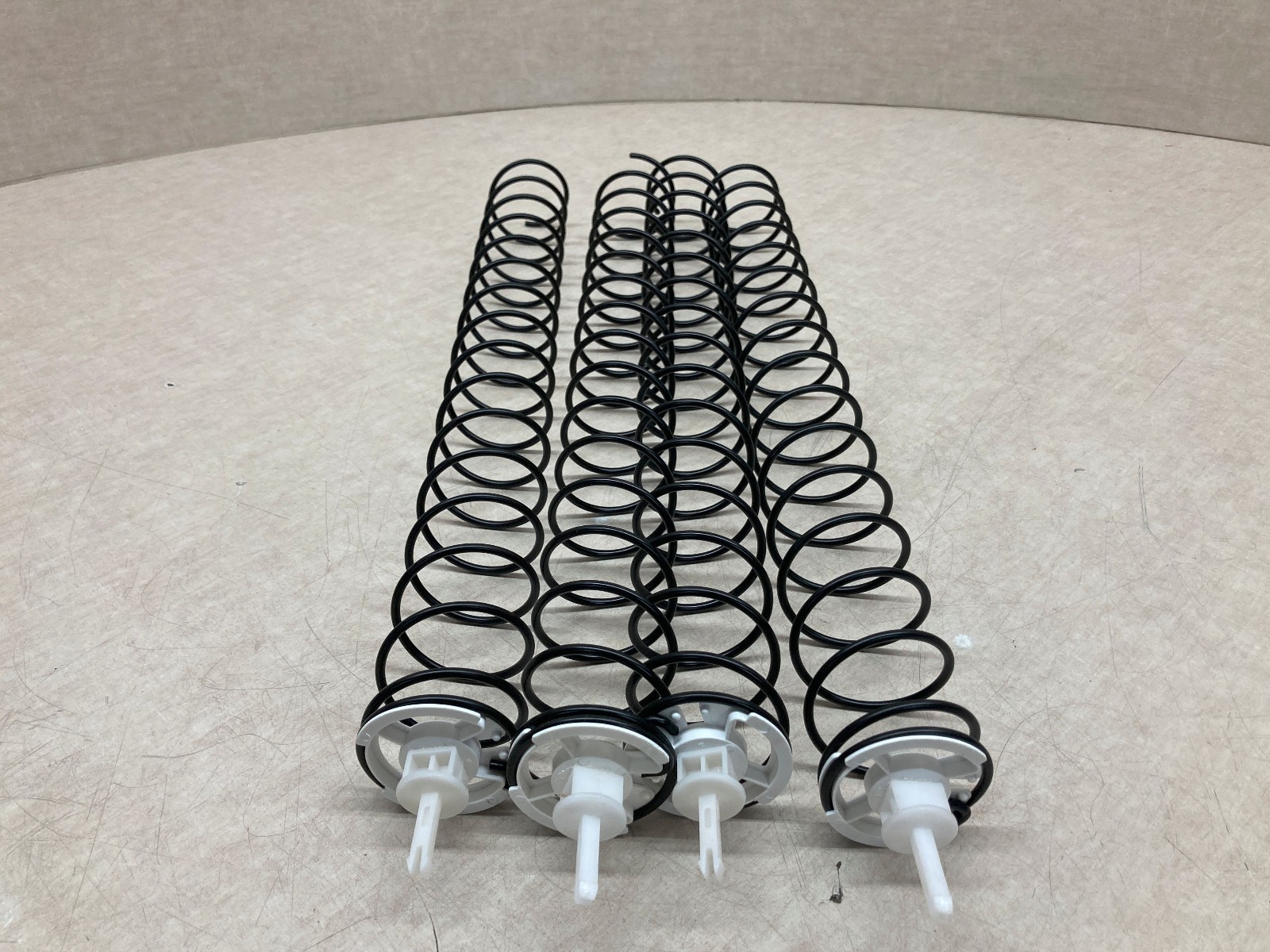 Set of 4 Seaga IQ640 15 Count Helical Dispensing Coil Vending Machine Pusher