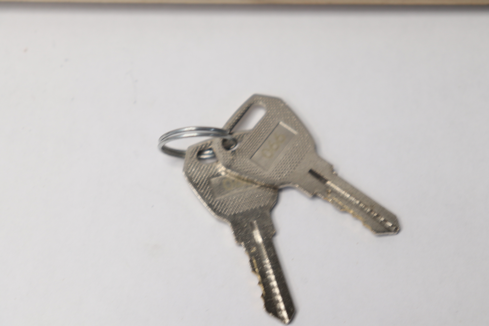 Coupler Style Padlock with Keys Black