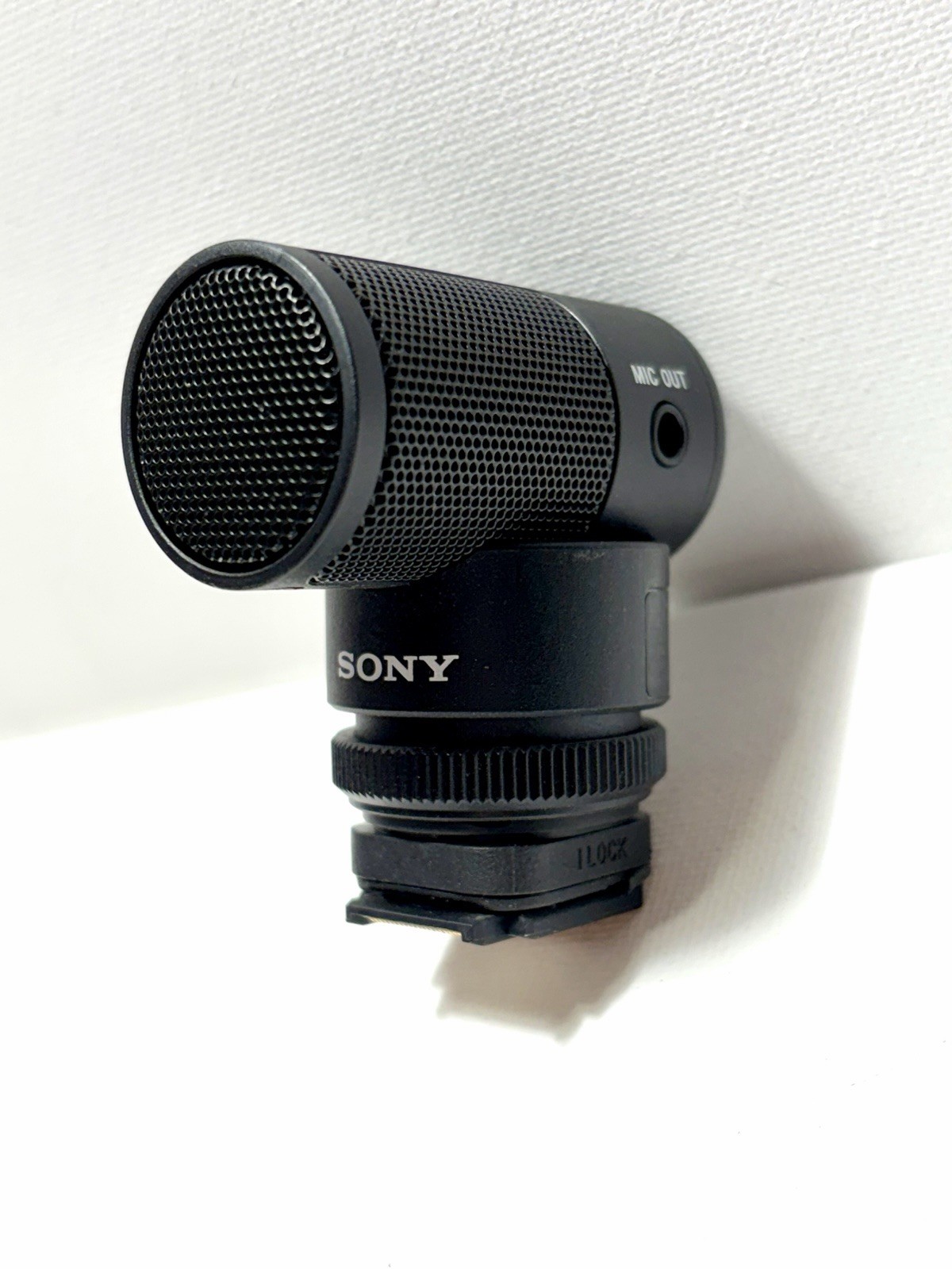 Sony ECM-G1 Microphone - Ultracompact Camera-Mount Vlogger Shotgun