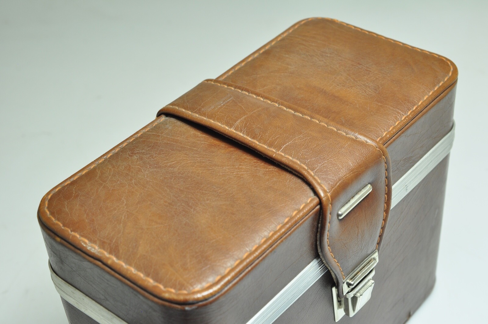 Vintage Camera Case, Vinyl case Shoulder strap- GC for age