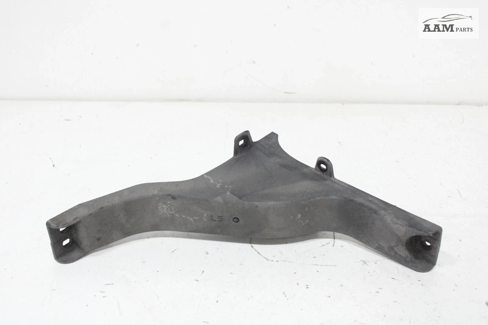 2018-2024 FREIGHTLINER CASCADIA REAR LEFT SIDE FAIRING EXTENDER BRACKET OEM