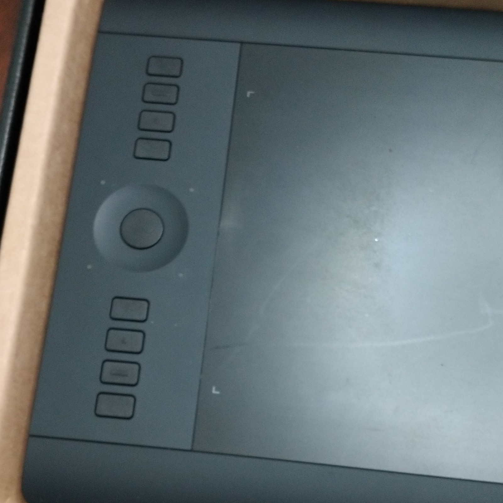 Wacom Intuos Pro PTH651 Medium Graphics Tablet USB PTH-651/K0-AA