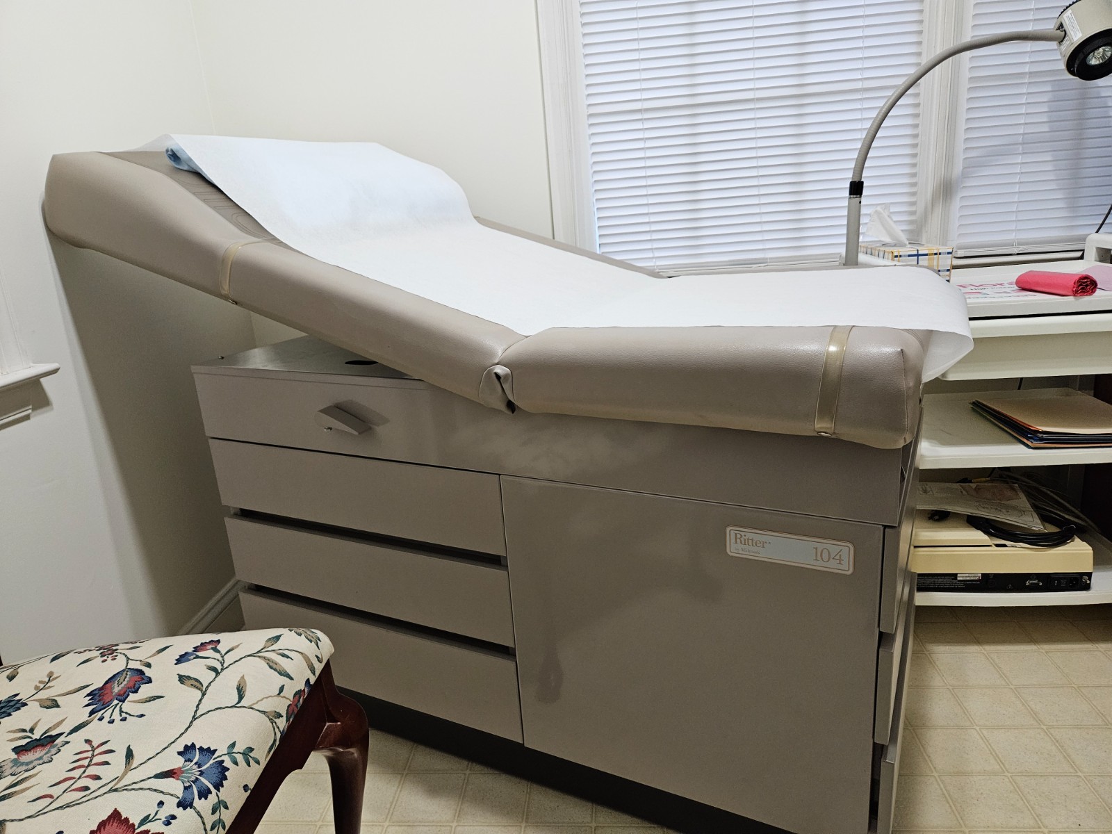 medical exam table stirrups