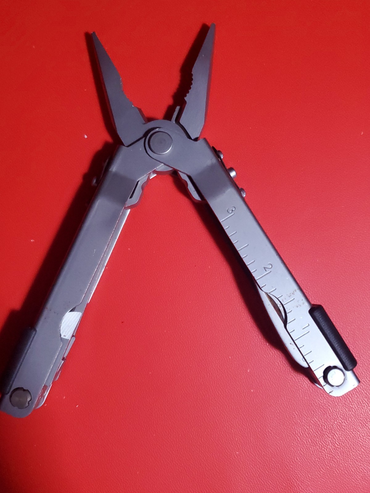 Gerber MP400 Compact Multitool Stainless Steel! With Sheath!