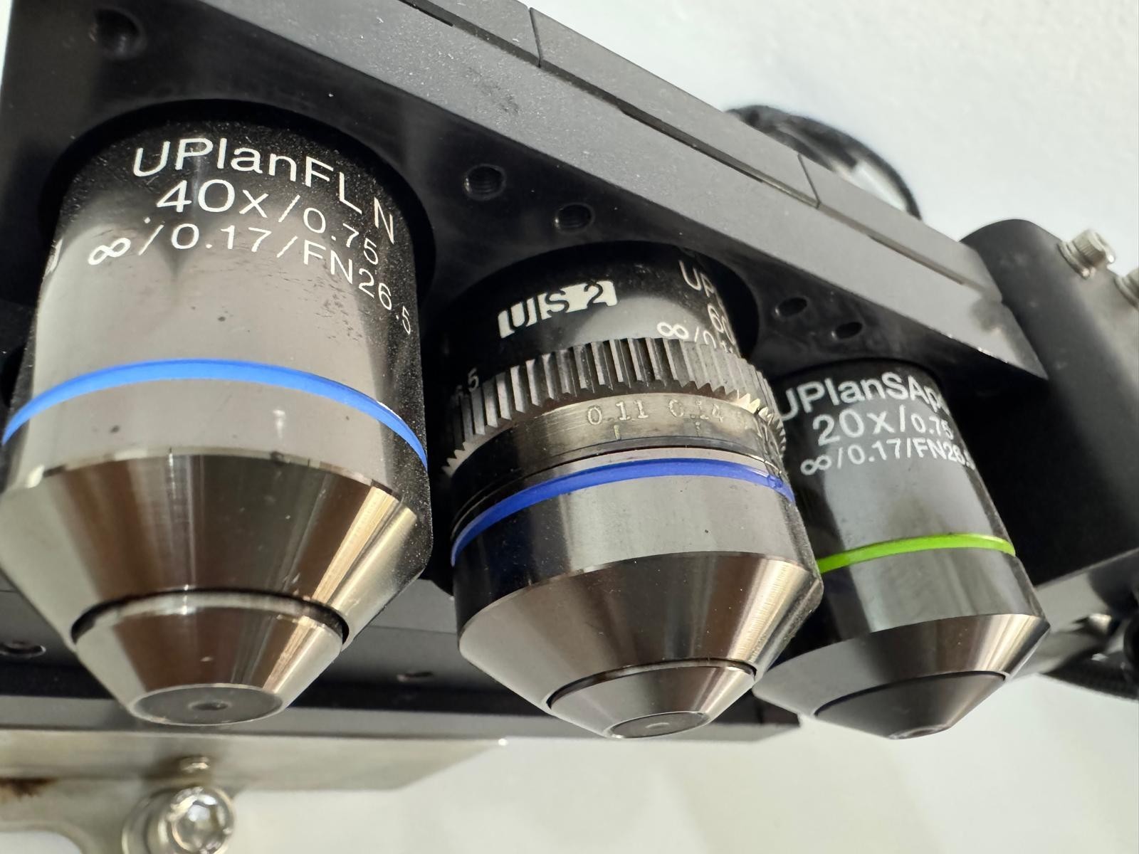 Amnis ImageStream X Motorized Objective Turret Assembly with Olympus UPlanFL N 4